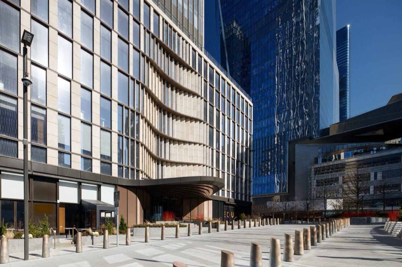 35 Hudson Yards — Entrance facade at street level